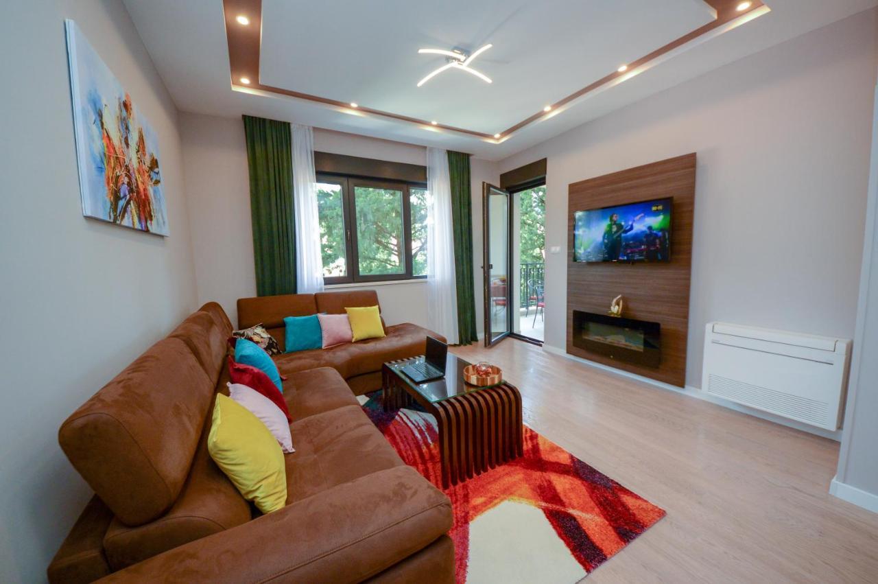 Pine 1 Apartment In The Center Trebinje Exterior foto