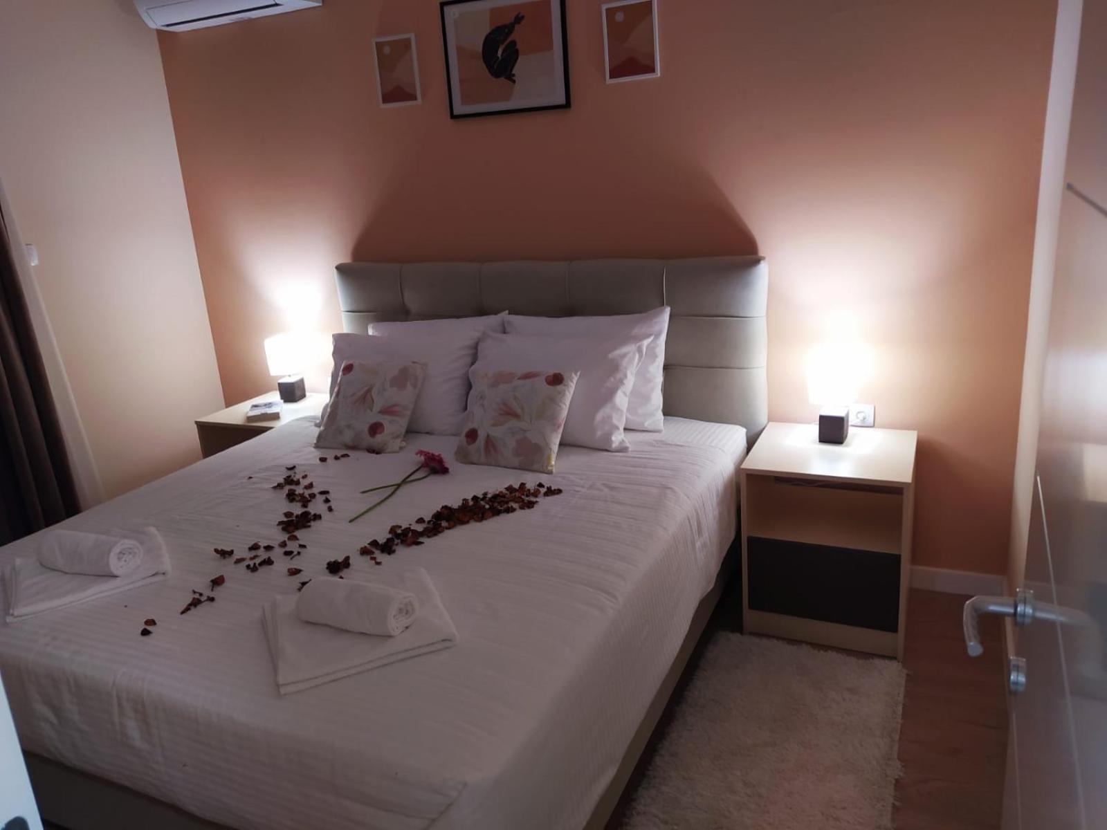 Pine 1 Apartment In The Center Trebinje Exterior foto