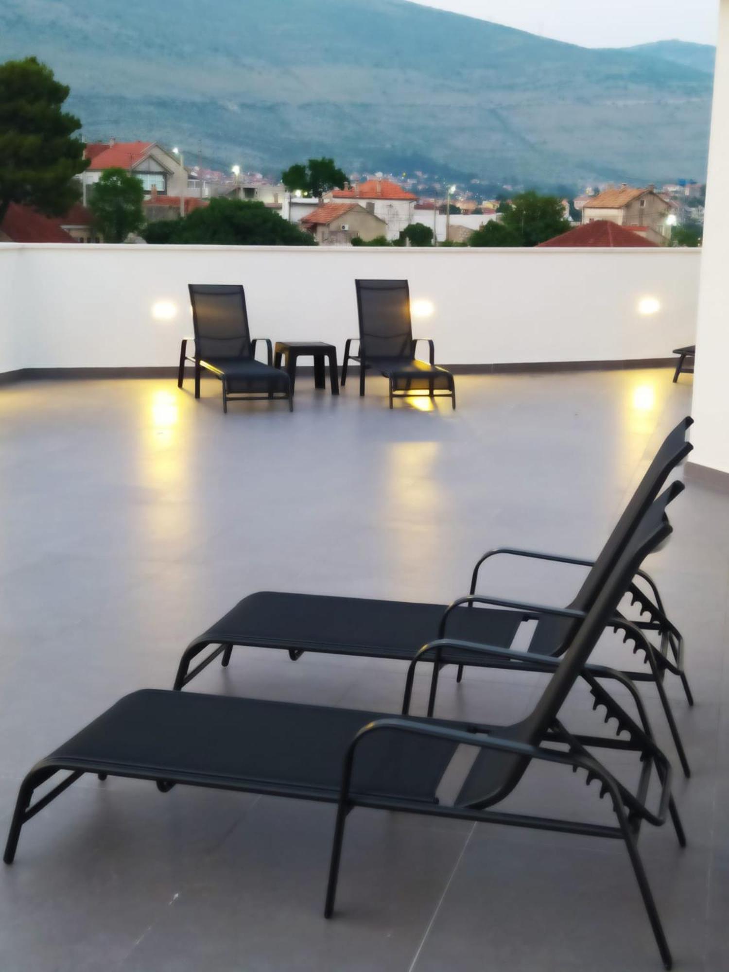 Pine 1 Apartment In The Center Trebinje Exterior foto